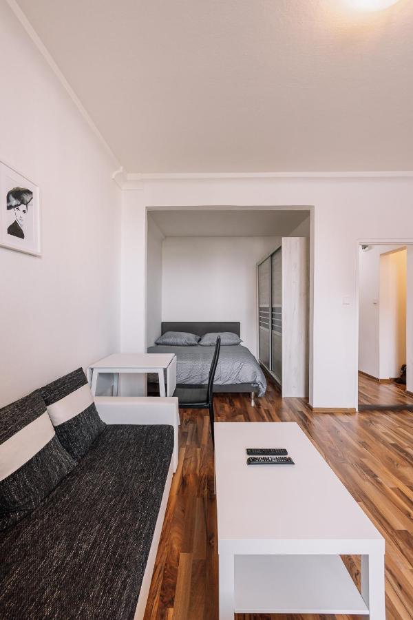 Cozy Apartment In Ruzinov Братислава Экстерьер фото